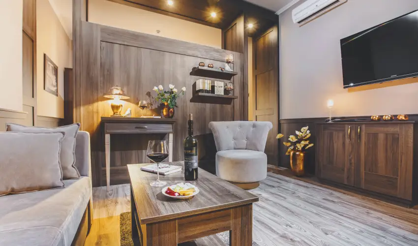 Koml Hotel Gyula - Szilveszter (min. 2 j)