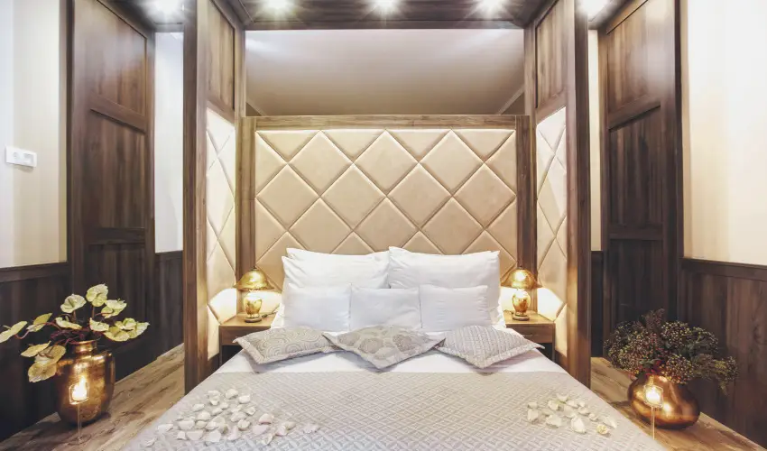 Koml Hotel Gyula - Szilveszter (min. 2 j)