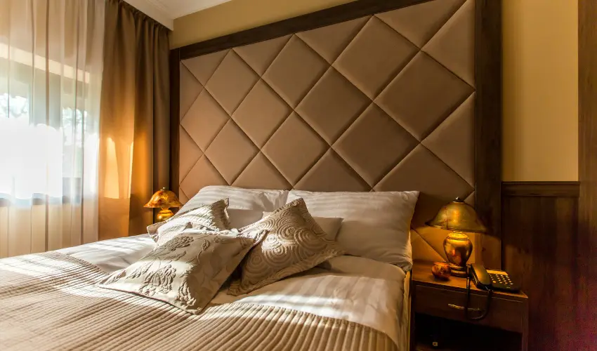 Koml Hotel Gyula - Szilveszter (min. 2 j)