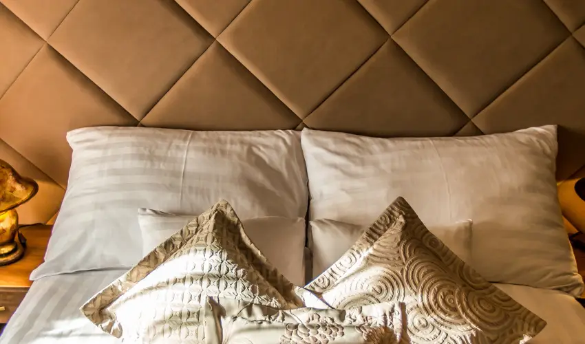 Koml Hotel Gyula - Szilveszter (min. 2 j)