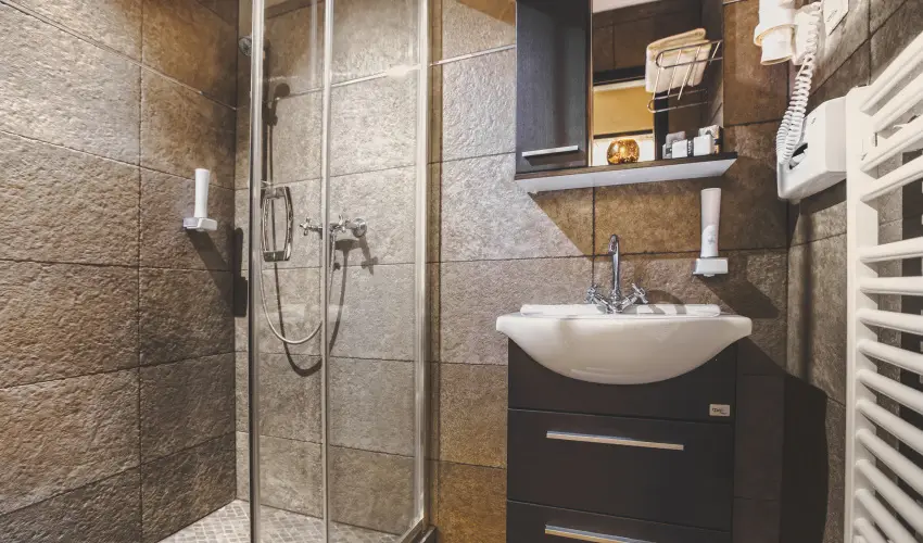 Koml Hotel Gyula - Szilveszter (min. 2 j)