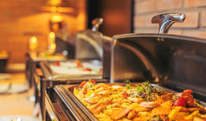 Koml Hotel Gyula - Szilveszter (min. 2 j)