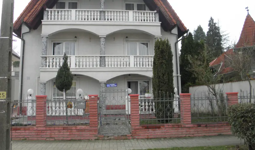 Kristly Apartman Hvz - Szilveszter (min. 2 j)