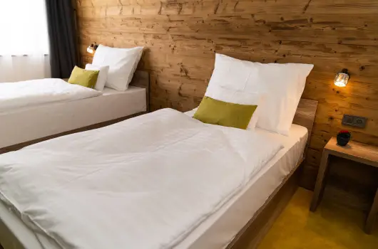 Kristly Hotel Konferencia & Wellness - ROMANTIKUS, ELVONULS SZILVESZTER (min. 2 j)