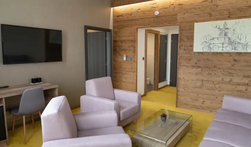 Kristly Hotel Konferencia & Wellness Ajka - Romantikus, elvonuls szilveszter (min. 2 j)