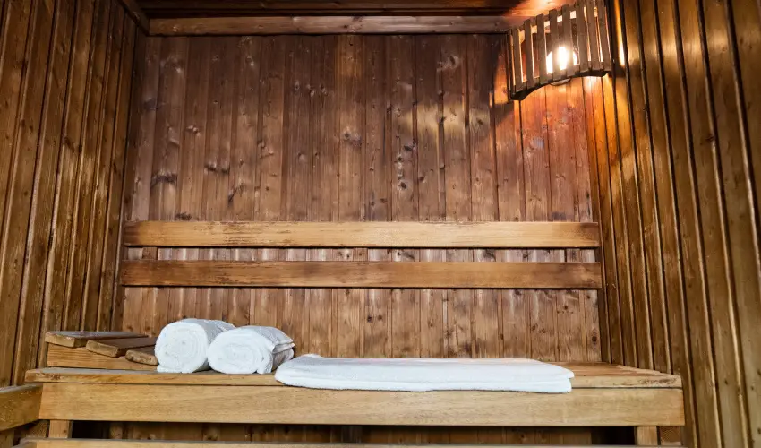 Kristly Hotel Konferencia & Wellness Ajka - Romantikus, elvonuls szilveszter (min. 2 j)