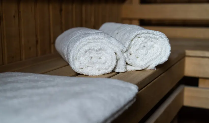 Kristly Hotel Konferencia & Wellness Ajka - Romantikus, elvonuls szilveszter (min. 2 j)