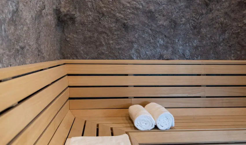Kristly Hotel Konferencia & Wellness Ajka - Romantikus, elvonuls szilveszter (min. 2 j)