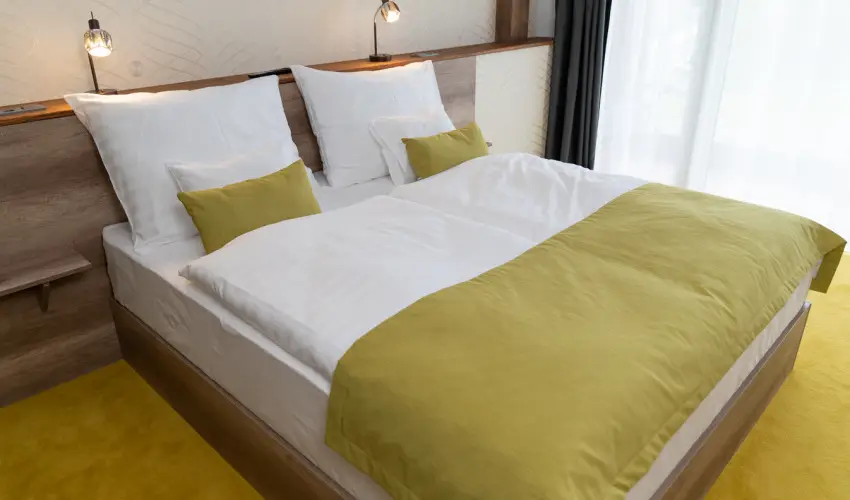 Kristly Hotel Konferencia & Wellness Ajka - Romantikus, elvonuls szilveszter (min. 2 j)