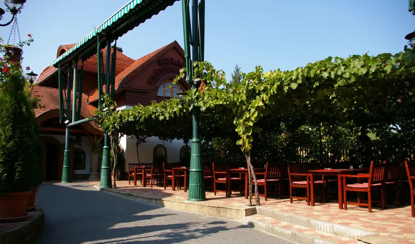 Kulacs Csrda & Panzi Eger - Szilveszter (min. 3 j)