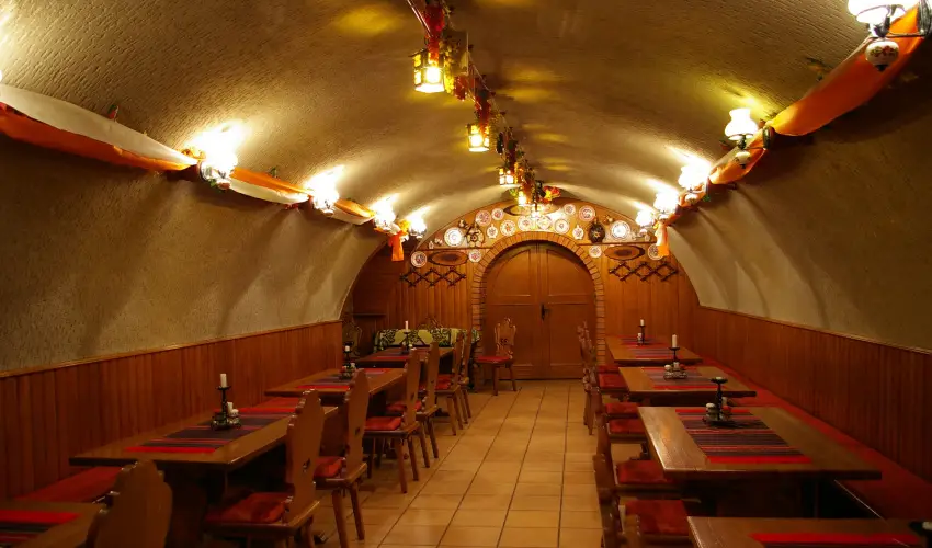 Kulacs Csrda & Panzi Eger - Szilveszter (min. 3 j)