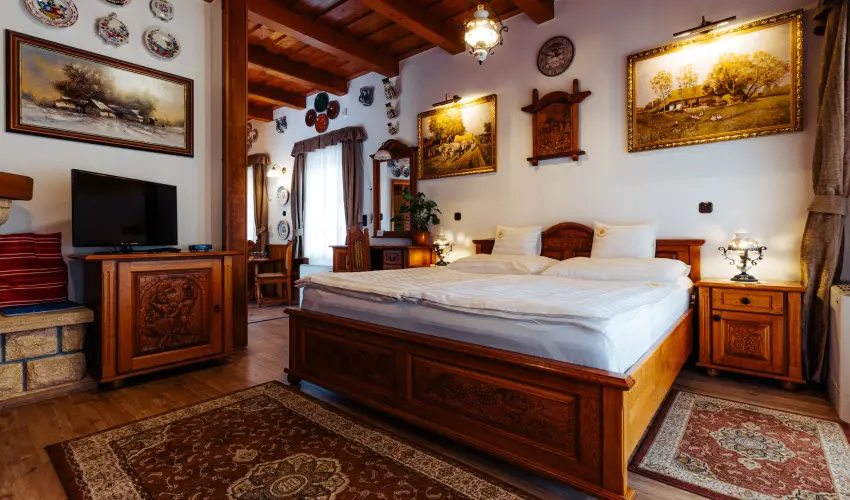 Kulacs Csrda & Panzi Eger - Szilveszter (min. 3 j)