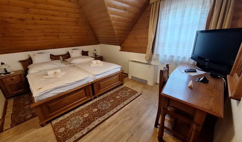 Kulacs Csrda & Panzi Eger - Szilveszter (min. 3 j)