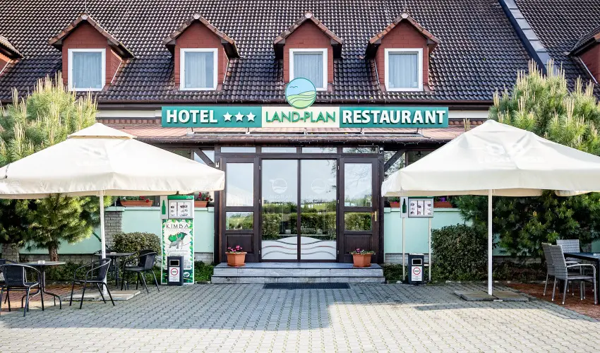 Land-Plan Hotel & Restaurant Töltéstava - Szilveszter (min. 2 éj)