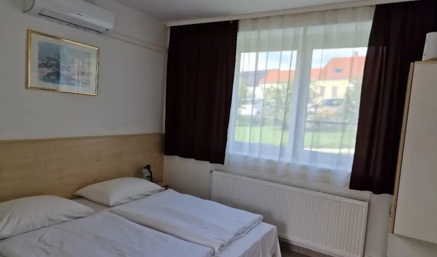 Lencss Apartmanhz Apartmanok Sopron - Szilveszter (min. 2 j)