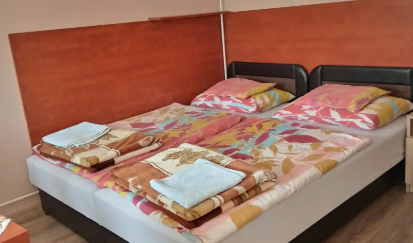 Liza Apartman Gyula - Szilveszter (min. 2 j)