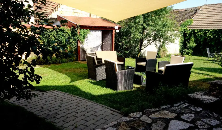 Malom-t Vendghz Tapolca - Szilveszter (min. 2 j)