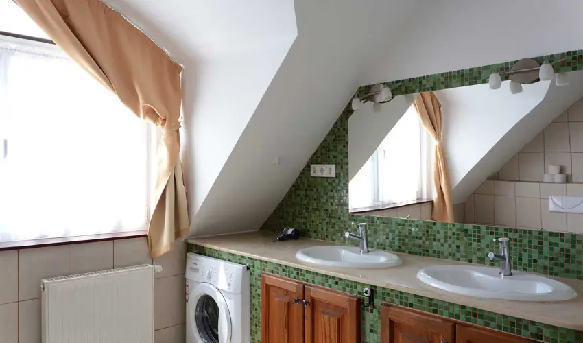 Malom-t Vendghz Tapolca - Szilveszter (min. 2 j)