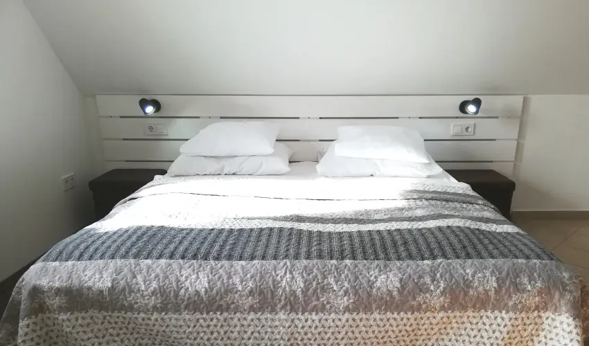 Malom-t Vendghz Tapolca - Szilveszter (min. 2 j)