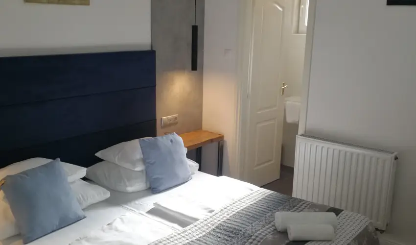 Malom-t Vendghz Tapolca - Szilveszter (min. 2 j)