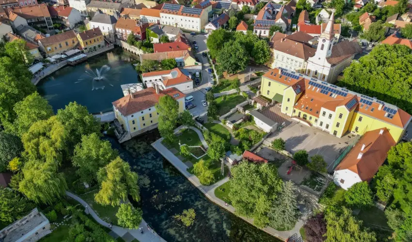 Malom-t Vendghz Tapolca - Szilveszter (min. 2 j)