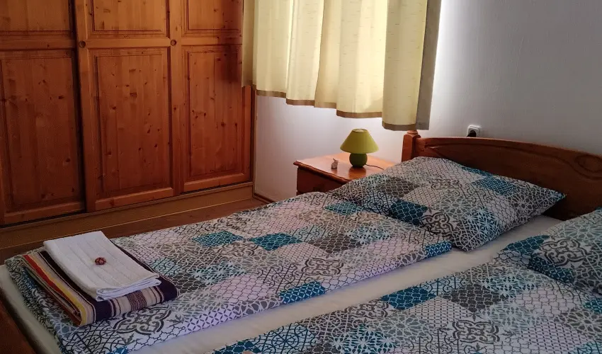 Mrki Vendghz Mrk - Szilveszter (min. 2 j)