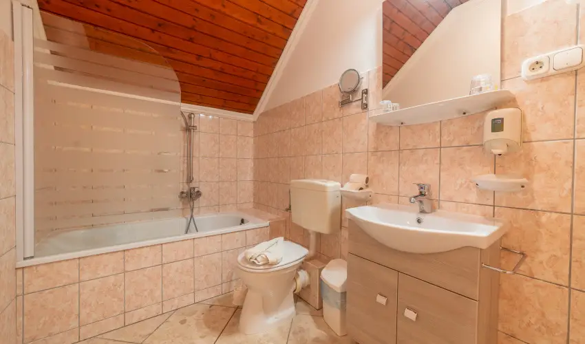 Mrvny Panzi Hajdszoboszl - Szilveszter (min. 3 j)