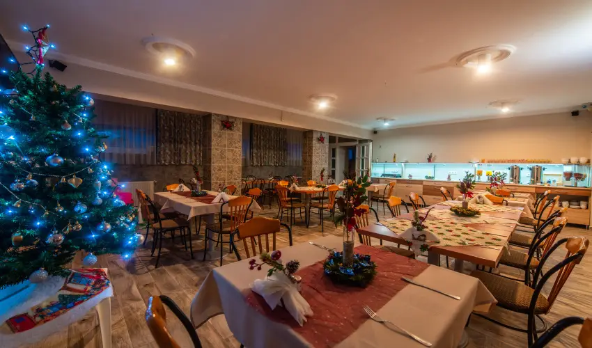 Mrvny Panzi Hajdszoboszl - Szilveszter (min. 3 j)