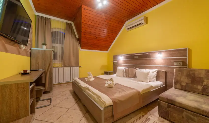 Mrvny Panzi Hajdszoboszl - Szilveszter (min. 3 j)