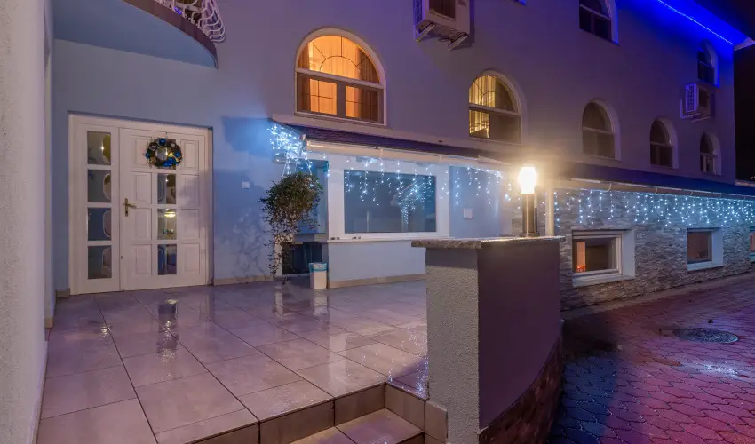 Mrvny Panzi Hajdszoboszl - Szilveszter (min. 3 j)