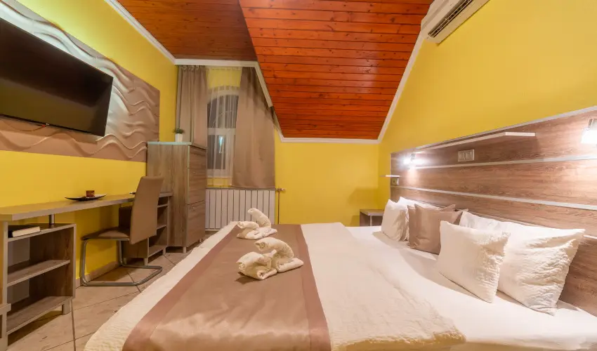 Mrvny Panzi Hajdszoboszl - Szilveszter (min. 3 j)