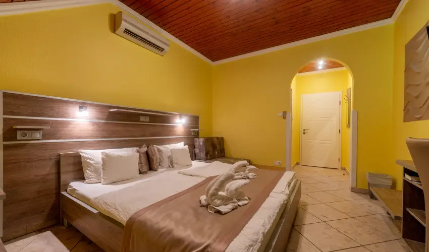 Mrvny Panzi Hajdszoboszl - Szilveszter (min. 3 j)