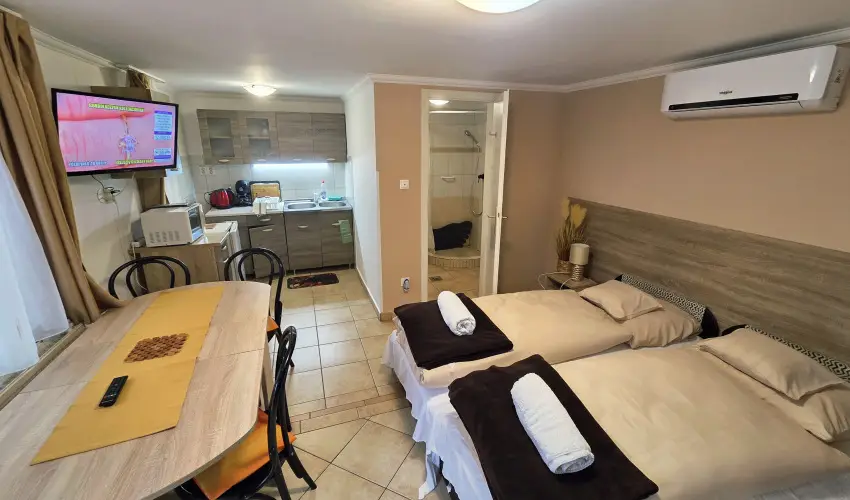 Mary Apartman Hajd�szoboszl� - Szilveszter (min. 3 �j)