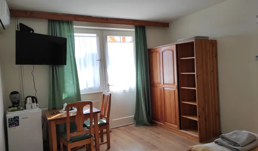 Montana Vendghz Balatonederics - Szilveszter