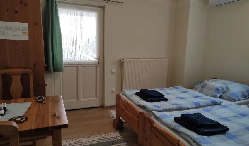 Montana Vendghz Balatonederics - Szilveszter