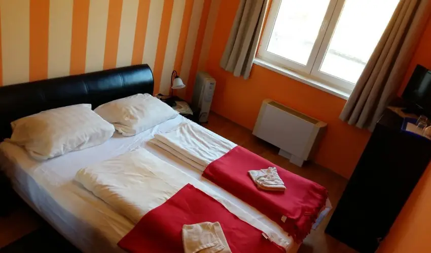 Napsugr Kenzy Lux Apartman Vendghzak Hajdszoboszl - Szilveszter (min. 2 j)