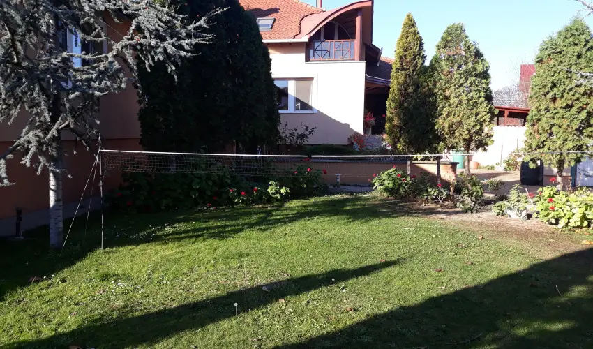 Napsugr Kenzy Lux Apartman Vendghzak Hajdszoboszl - Szilveszter (min. 2 j)