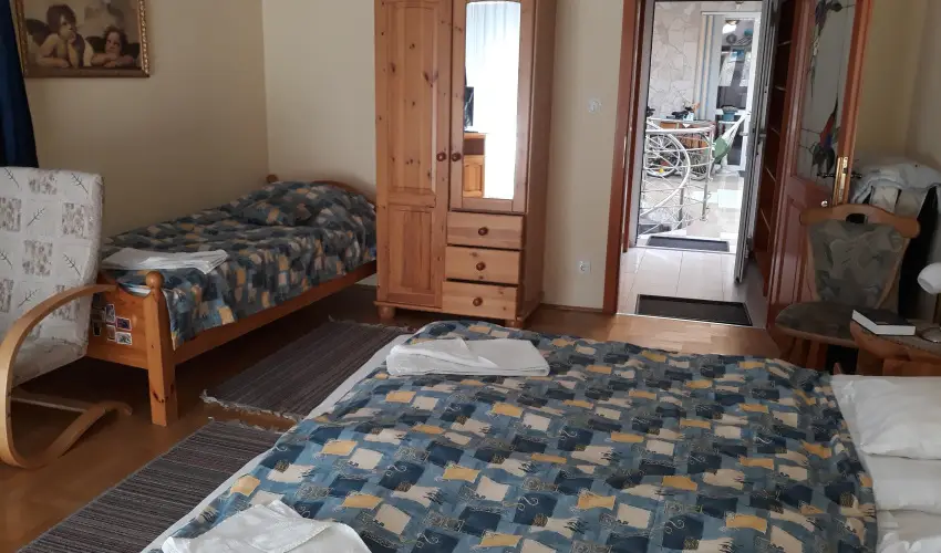 Napsugr Kenzy Lux Apartman Vendghzak Hajdszoboszl - Szilveszter (min. 2 j)