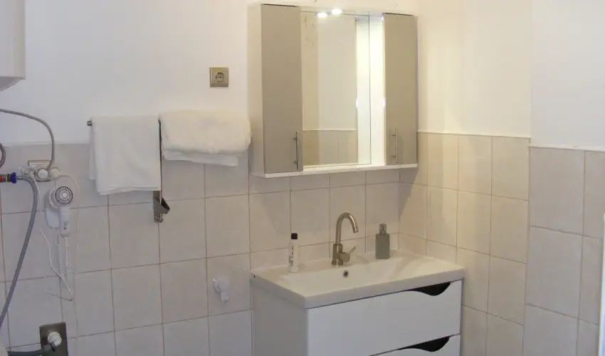 Ngy Glya Apartman Sarud - Szilveszter (min. 2 j)