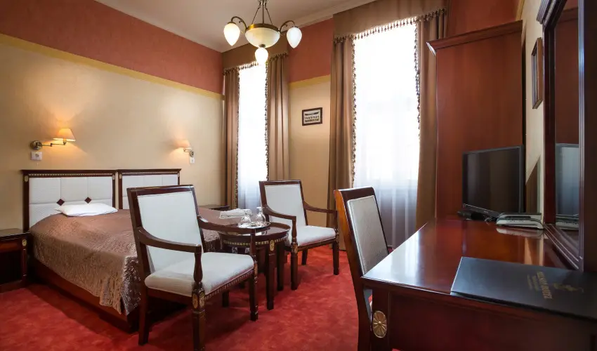 Nelson Hotel Hajd�szoboszl� - Szilveszter (min. 2 �j)