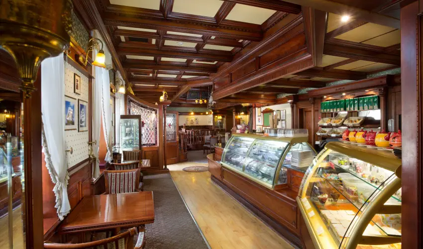 Nelson Hotel Hajd�szoboszl� - Szilveszter (min. 2 �j)