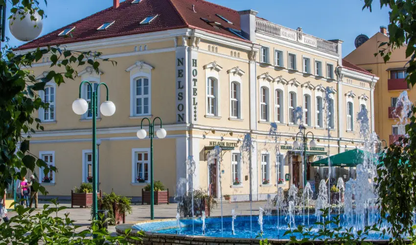 Nelson Hotel Hajd�szoboszl� - Szilveszter (min. 2 �j)