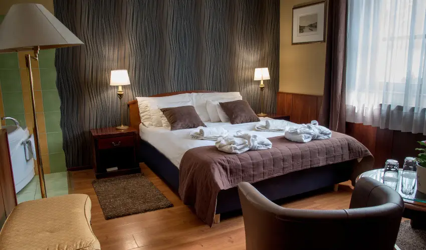 Nyerges Hotel Term�l Monor - Szilveszter