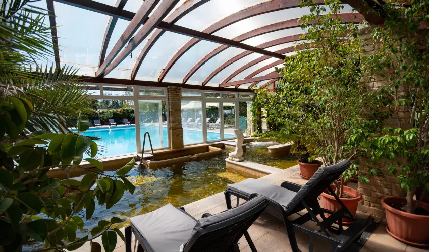 Nyerges Hotel Term�l Monor - Szilveszter