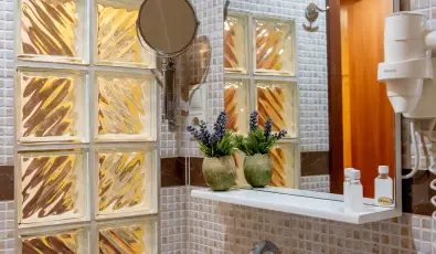 Nyerges Hotel Term�l Monor