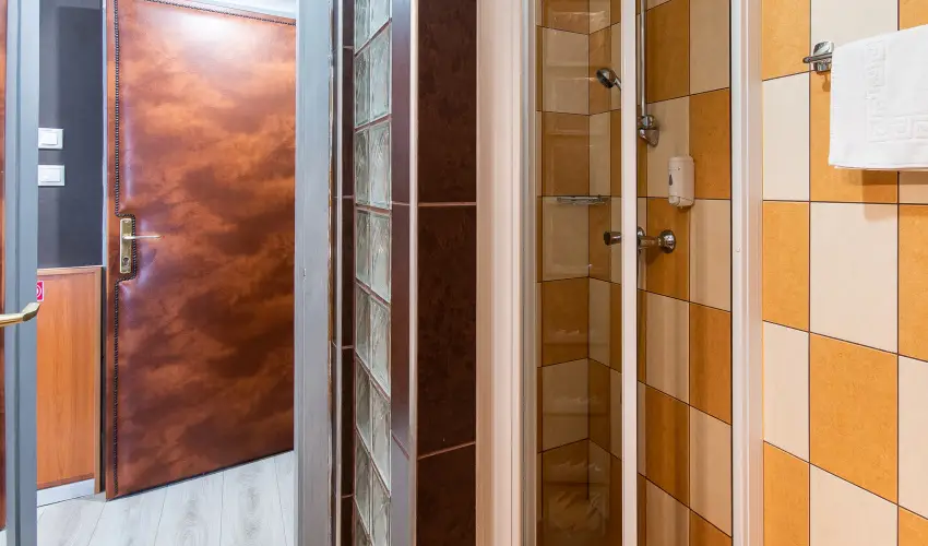 Nyerges Hotel Term�l Monor - Szilveszter