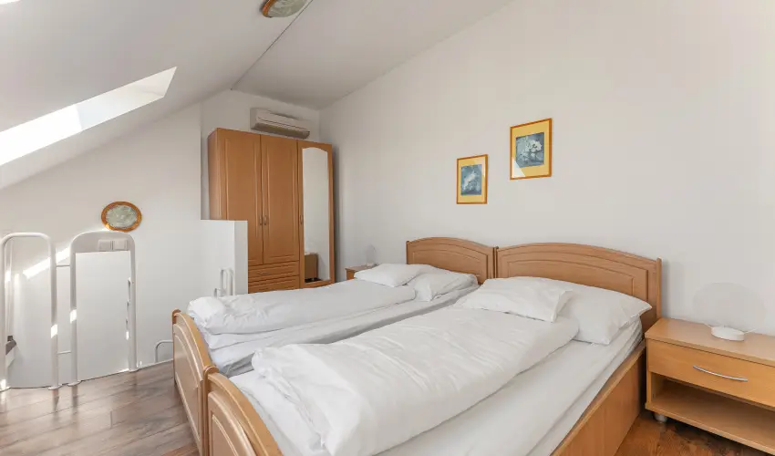 Ozis Hotel  Nagykanizsa - Szilveszter (min. 2 j)