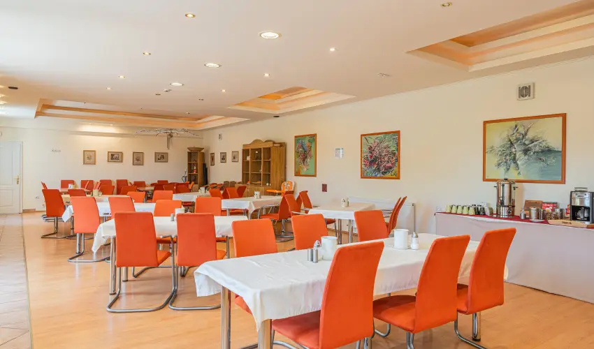 Ozis Hotel  Nagykanizsa - Szilveszter (min. 2 j)