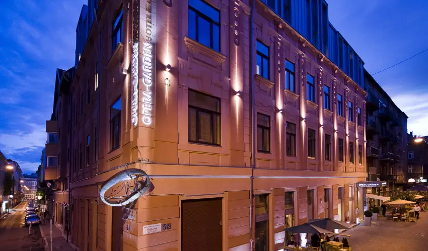 Opera Garden Hotel & Apartments Budapest - Szilveszter - teljes elrefizetssel (min. 2 j)