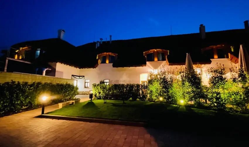 reg Halsz tterem s Fogad Tt - Szilveszter